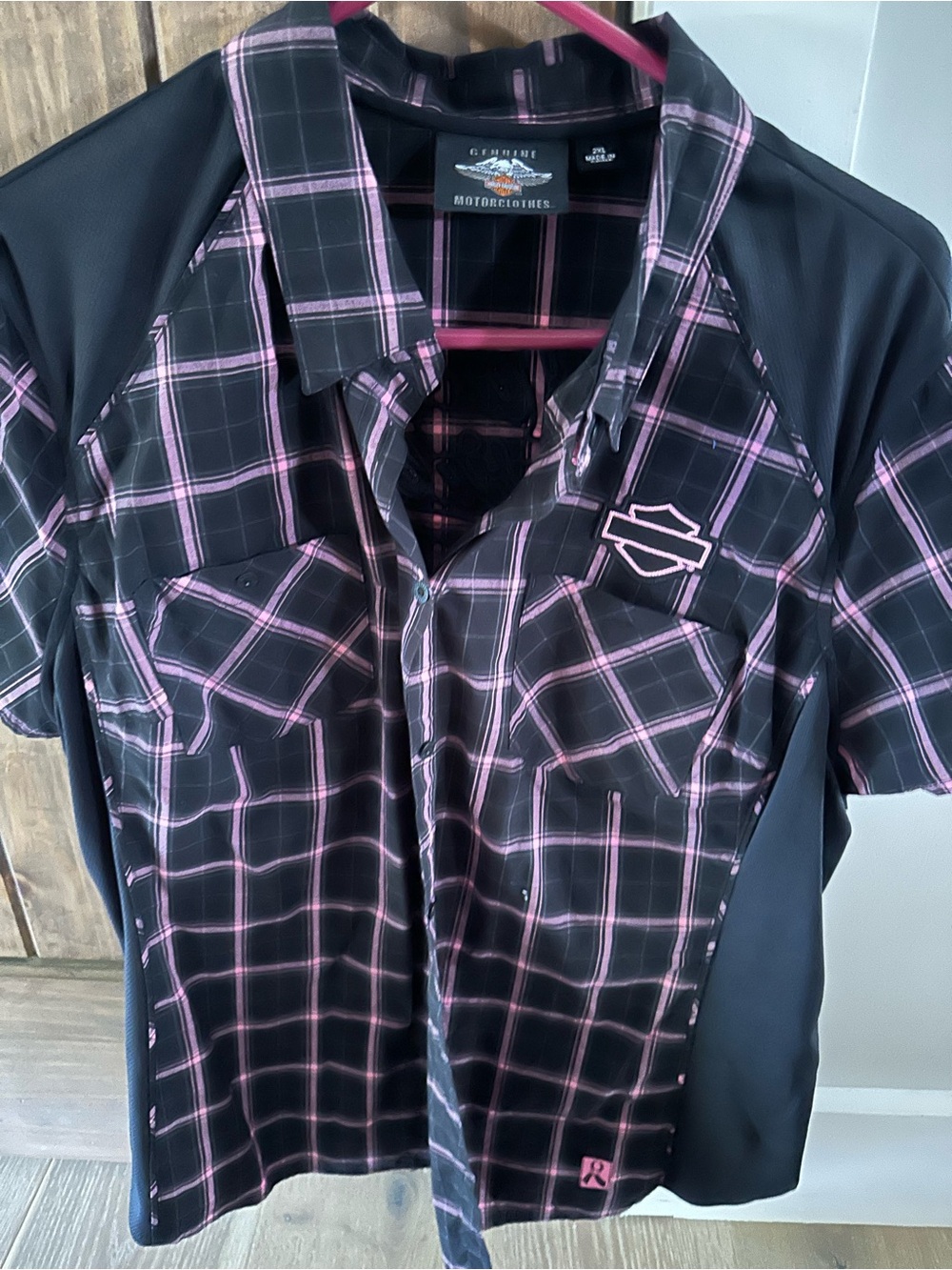 Harley-Davidson Black and Pink Plaid Women's Short Sleeve Button-Up - Picture 3 of 3